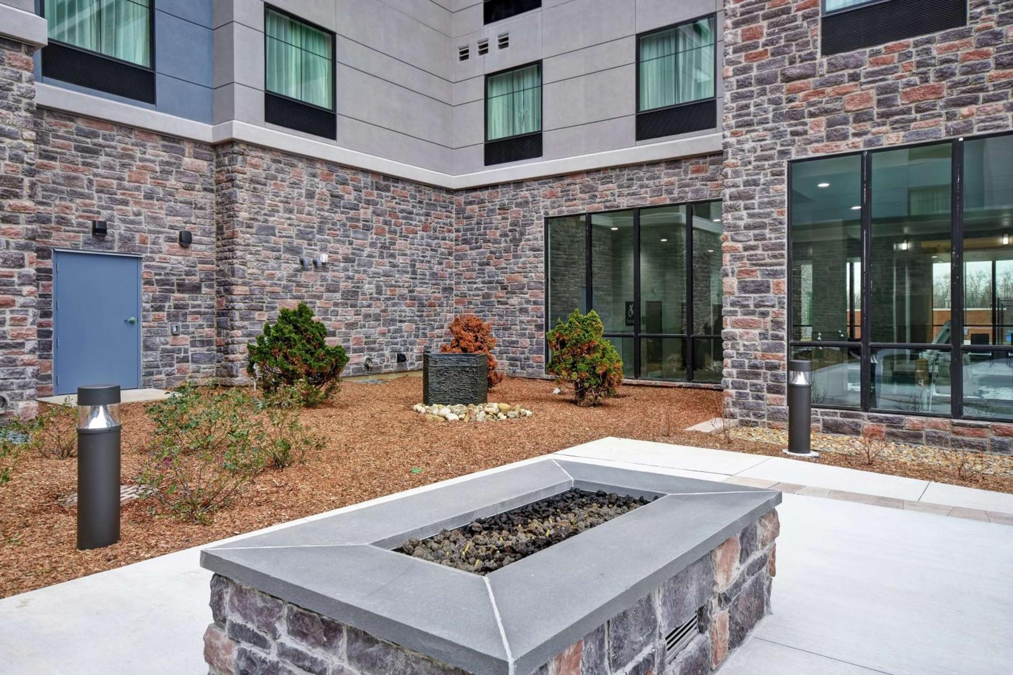 Homewood Suites By Hilton Orange New Haven Exterior foto