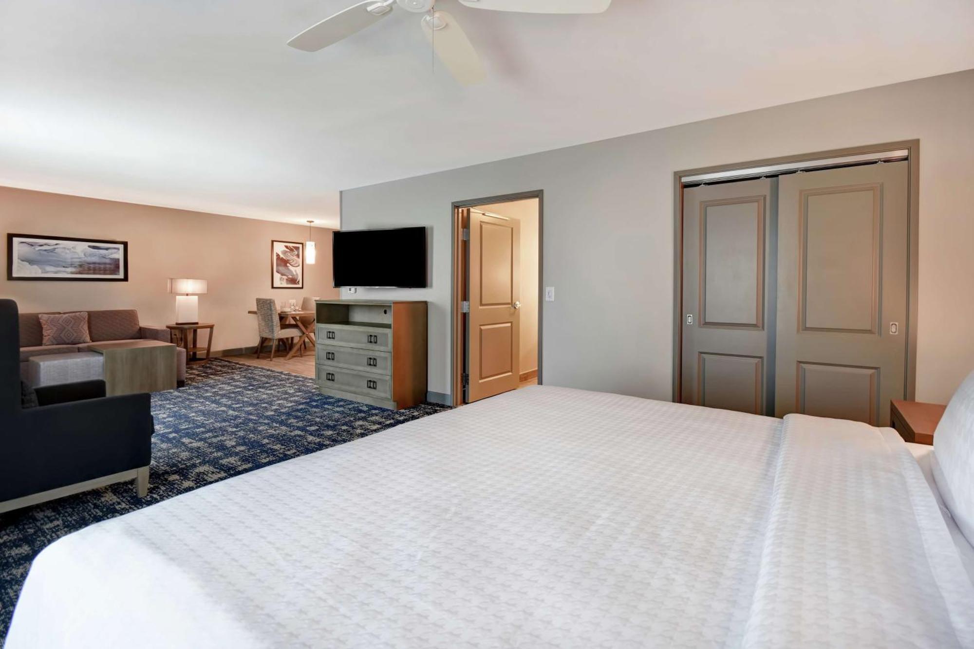 Homewood Suites By Hilton Orange New Haven Exterior foto